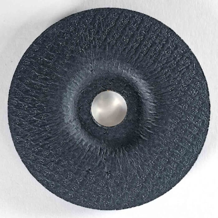 krug-zachistnoy-po-metallu